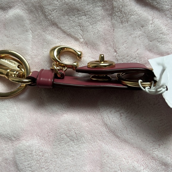 Coach Light Raspberry Trigger Snap with Charms Key Ring - Picture 6 of 7